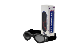 Black dog sunglasses with UV-protection, dark tinted lenses for eye safety and a stylish look. Foldable and portable.